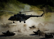 开云体育-跨界统治力，当魔术轻取公牛，爱德华兹在F1赛道上演年度争冠接管