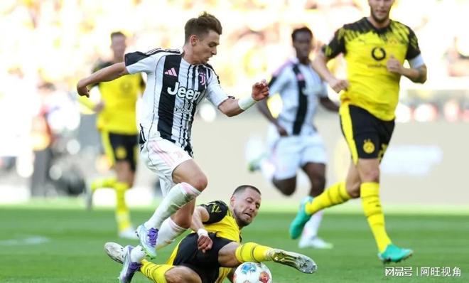 包含尤文图斯客场险胜，斑马军团再振雄风的词条