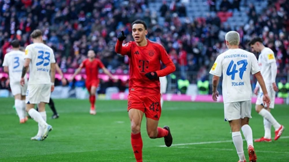 包含莱比锡客场逆境，德甲领头羊颓势已现的词条