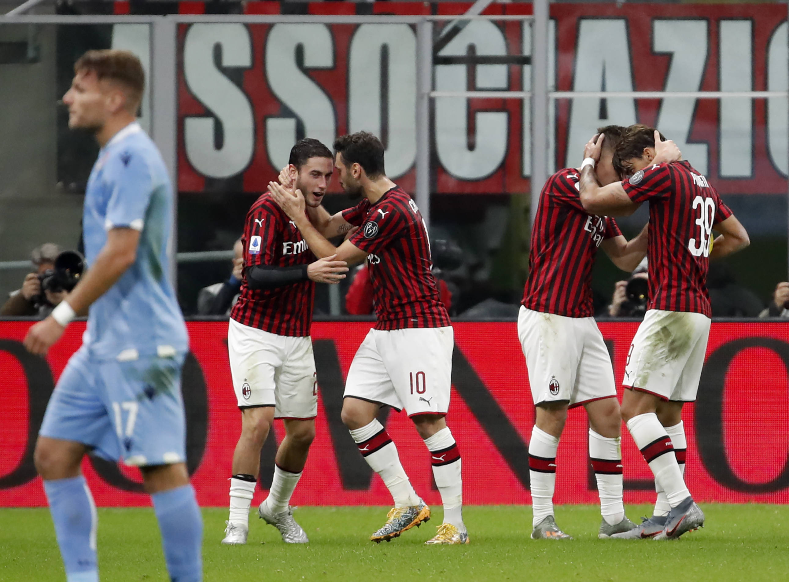 阿贾克斯挑战切尔西，展望晋级四强机会的简单介绍