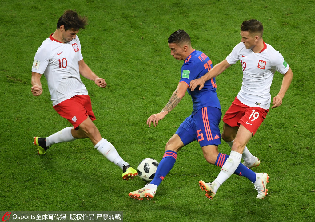 哥伦比亚完胜英格兰,加维带队取胜 哥伦比亚完胜英格兰,加维带队取胜