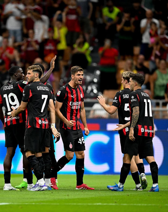 哥伦比亚完胜英格兰,加维带队取胜 哥伦比亚完胜英格兰,加维带队取胜