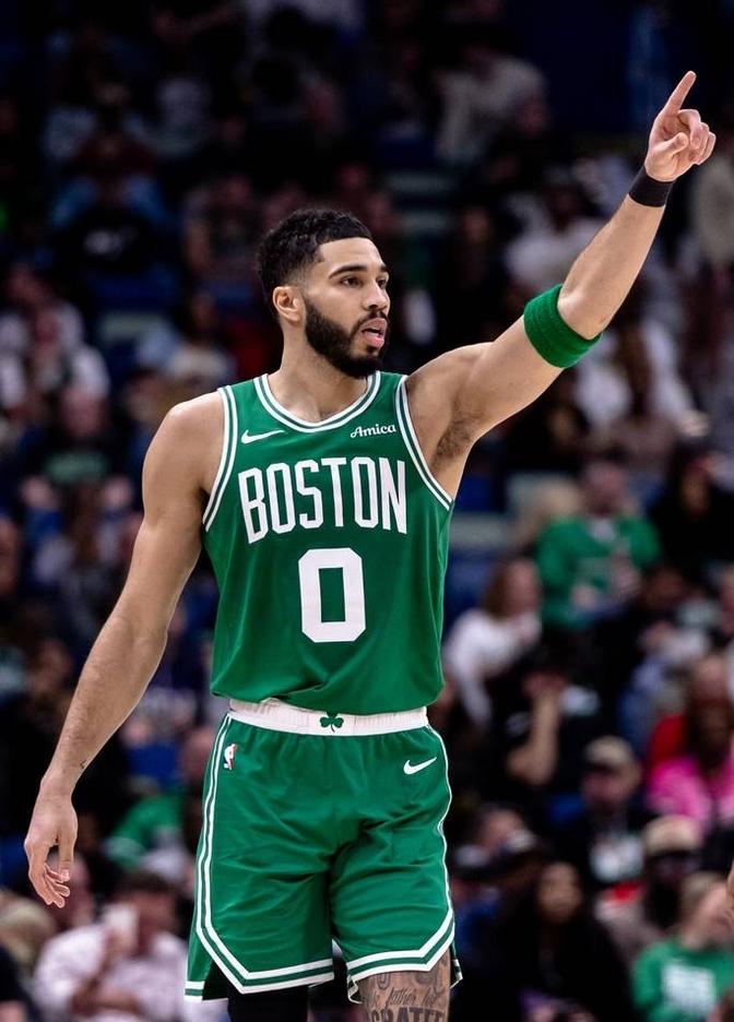 江苏队横扫鹈鹕，塔图姆高光表现