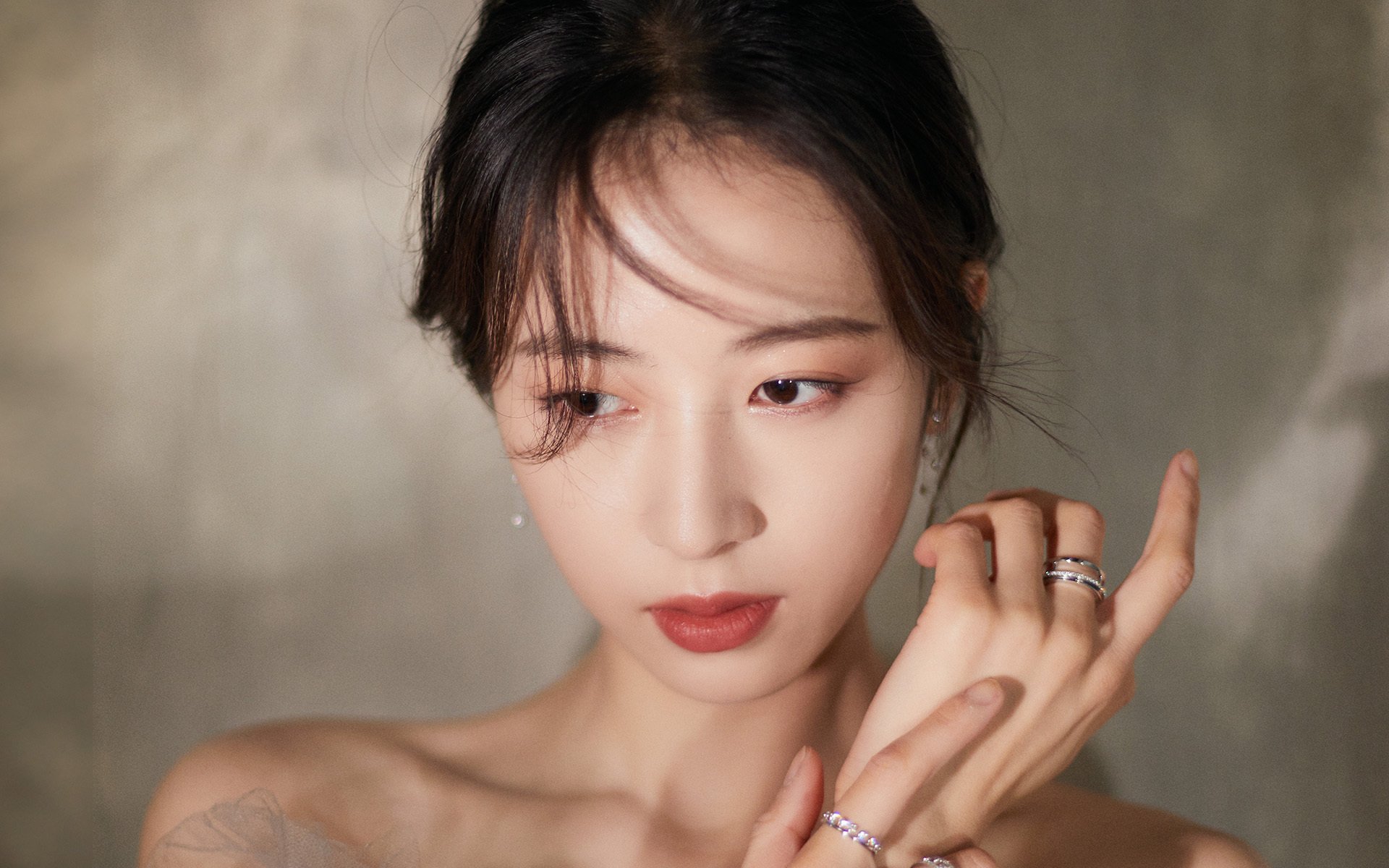 个人能力的璀璨星辰与团队胜利的磅礴浪潮，基米希与几内亚的双重奏