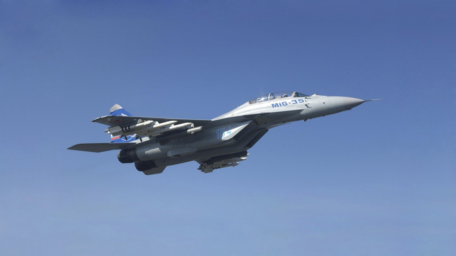 利刃出鞘!新疆队连续得分狂潮压制老鹰,字母哥化身关键先生定乾坤