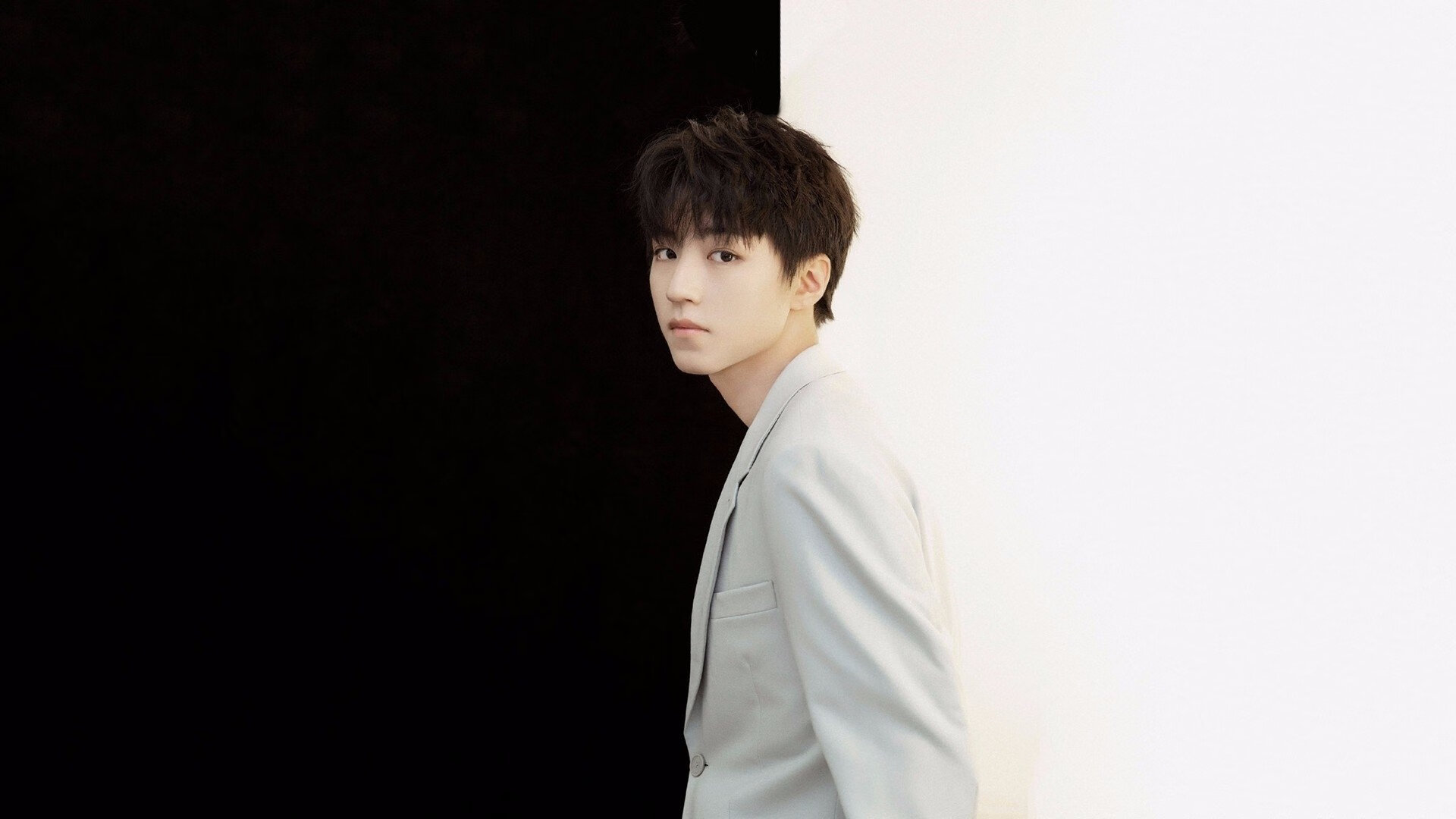 雨夜利刃，迪马利亚在硝烟中雕刻胜利