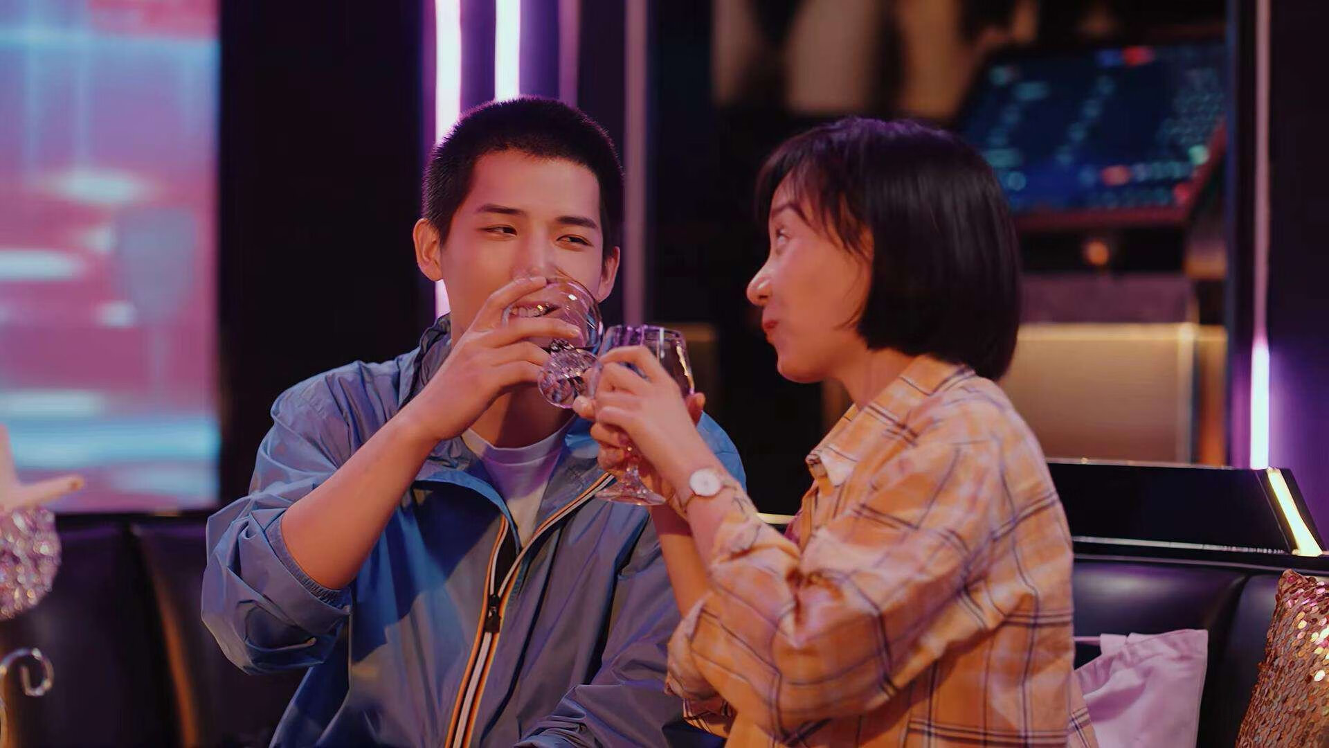 唯一性时刻,金玟哉在巴黎终结尼日利亚梦魇的焦点之夜