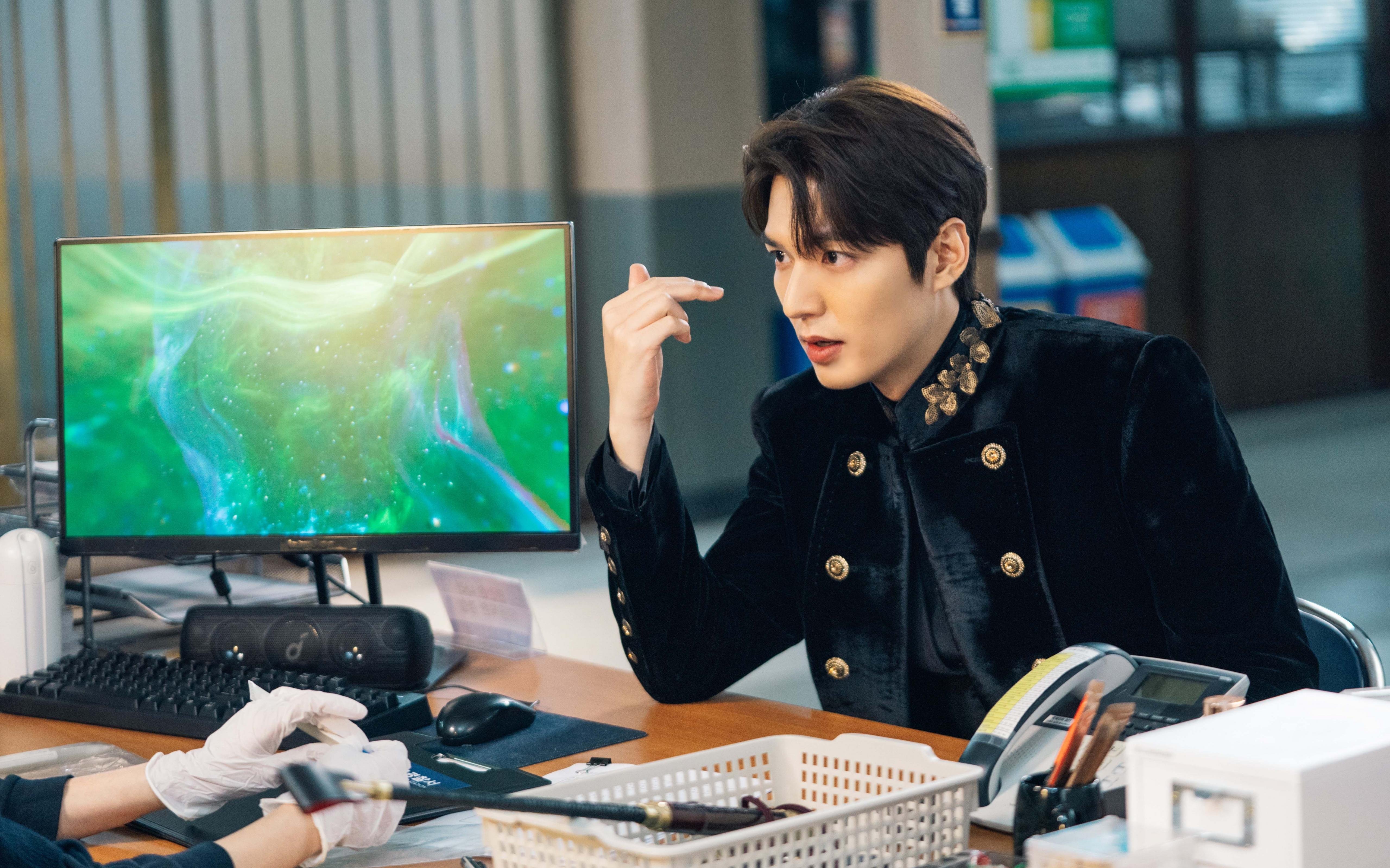 跨越时空的一脚，当勒沃库森掀翻安哥拉，京多安如何改写现实？